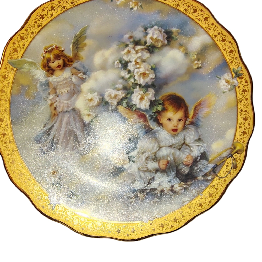Heavenly Hideaway Plate By Sandra Kuck's Gardens Of Innocence Collection